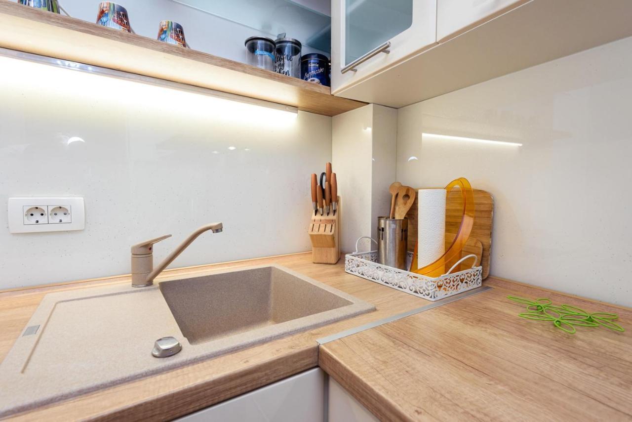 Apartment Jadranka With Sea View In Rogotin Exterior foto